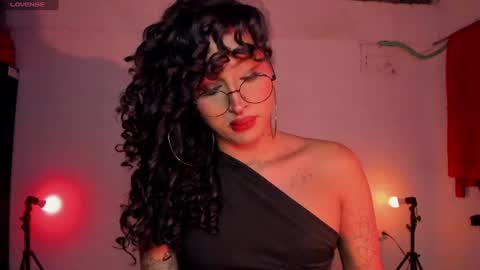 Snapshot of heka_prudence chatting on June 30, 3:29 am Heka Prudence online show from June 30, 3:29 am