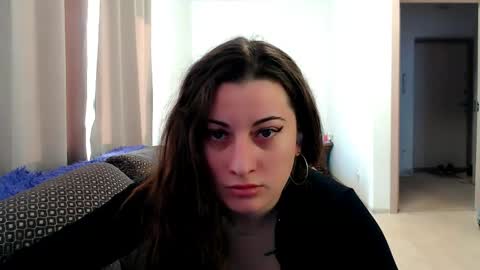 helen_adams_ online show from May 10, 4:50 am