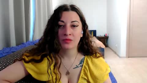 helen_adams_ online show from May 13, 5:27 am