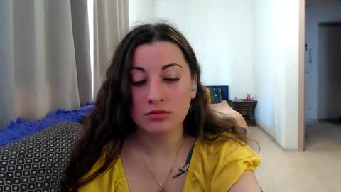 helen_adams_ online show from May 20, 6:19 am