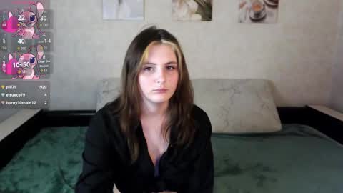  MY NAME IS HELEN WELCOME TO MY ROOM online show from February 3, 6:40 am
