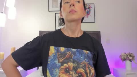 Snapshot of helen_mooree chatting on February 27, 12:38 pm Helen online show from February 27, 12:38 pm