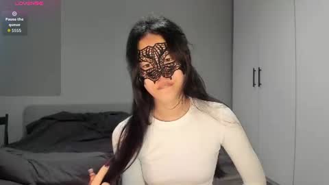 Snapshot of helenblazetrt chatting on June 30, 2:12 am Hi I am Helen online show from June 30, 2:12 am