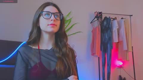   online show from March 3, 6:04 am