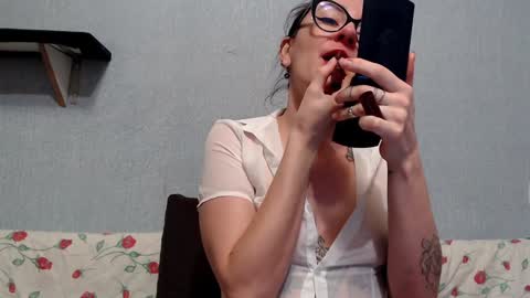 HelenRed online show from December 29, 10:56 am