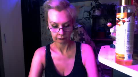 Helga online show from April 11, 10:58 pm