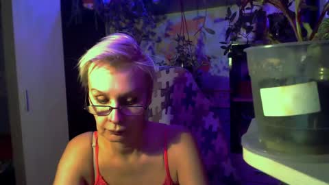 Helga online show from May 9, 10:48 pm