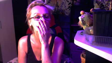 Helga online show from May 25, 6:58 pm