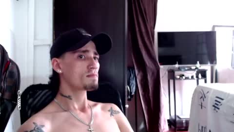 Snapshot of hell_boy66 chatting on May 21, 9:00 pm Eros online show from May 21, 9:00 pm
