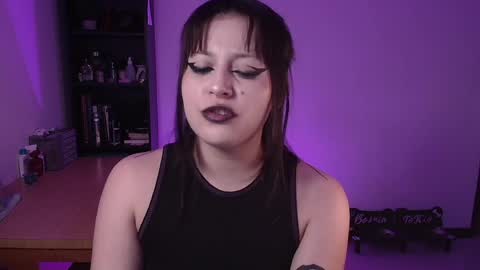 Snapshot of hell_dancer_ chatting on April 6, 2:09 am Lexa online show from April 6, 2:09 am