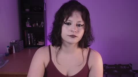 Snapshot of hell_dancer_ chatting on April 8, 2:55 am Lexa online show from April 8, 2:55 am
