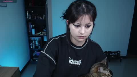 Snapshot of hell_dancer_ chatting on April 28, 3:11 am Lexa online show from April 28, 3:11 am