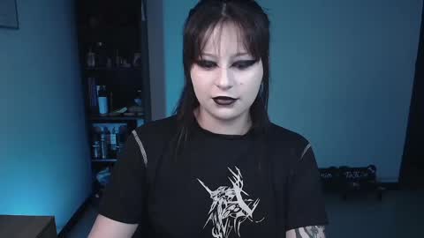 Snapshot of hell_dancer_ chatting on May 4, 4:52 am Lexa online show from May 4, 4:52 am