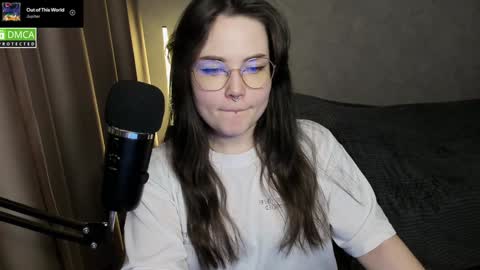 Red online show from January 11, 9:57 pm