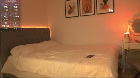 Lorette Lory online show from February 2, 12:53 am