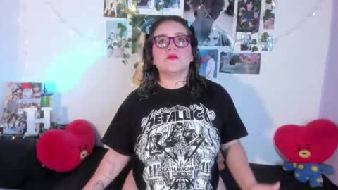 hellen online show from December 2, 4:29 am