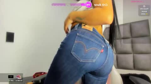 hellen__smith_ online show from October 14, 1:45 pm