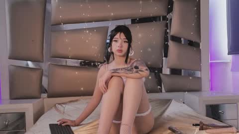 hellen__smith_ online show from May 27, 2:03 pm