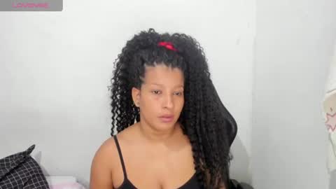 Snapshot of hellen_scot_ chatting on June 9, 5:08 am hellen_scot_ online show from June 9, 5:08 am