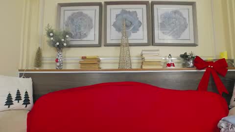    online show from December 15, 3:33 am