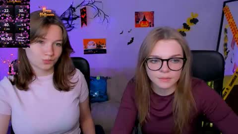 Helli online show from October 28, 8:22 pm