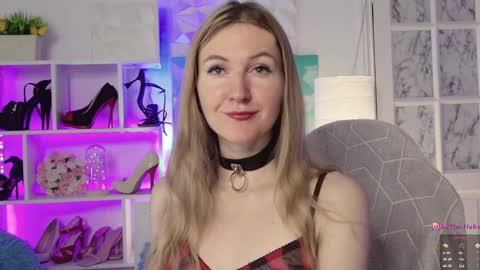 Alisia  Monday to Friday from 10 am to 4 pm GMT 2 online show from January 17, 9:17 am