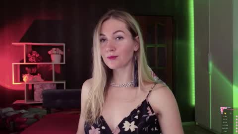 Alisia  Monday to Friday from 10 am to 4 pm GMT 2 online show from October 13, 8:36 am