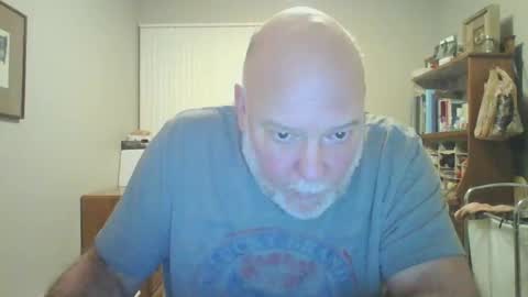 helloforfun111 online show from December 31, 12:46 pm