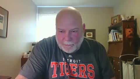 helloforfun111 online show from February 25, 2:54 pm