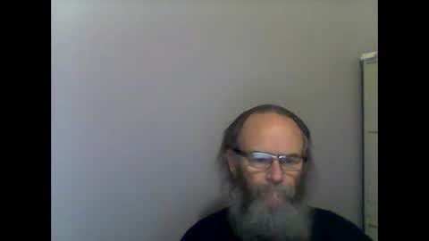 Snapshot of helopilot01 chatting on December 3, 12:02 am helopilot01 online show from December 3, 12:02 am
