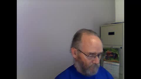 Snapshot of helopilot01 chatting on October 13, 4:40 pm helopilot01 online show from October 13, 4:40 pm