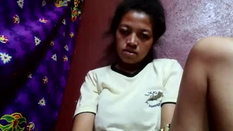 henitsaldy online show from May 30, 3:58 am