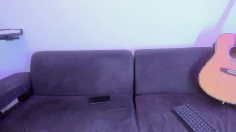 henrik_senn online show from April 10, 8:19 am