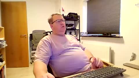 henrikrp1971 online show from December 15, 10:19 am