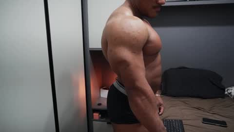 Henri online show from October 4, 10:08 pm