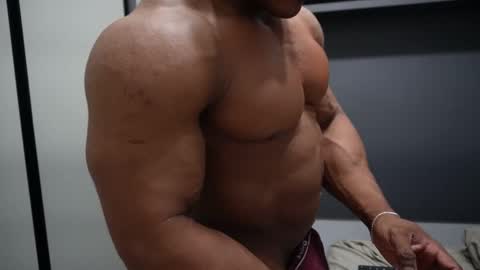 Henri online show from November 27, 11:18 pm