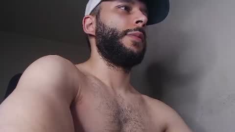 HenryAxe online show from June 17, 4:19 pm
