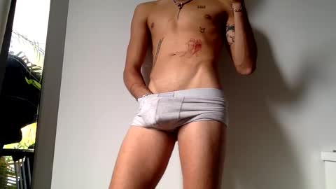 henrycase69 online show from January 30, 3:51 pm