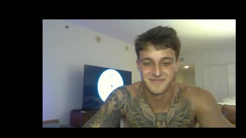 Snapshot of henrydesanti chatting on May 12, 6:54 am henrydesanti online show from May 12, 6:54 am