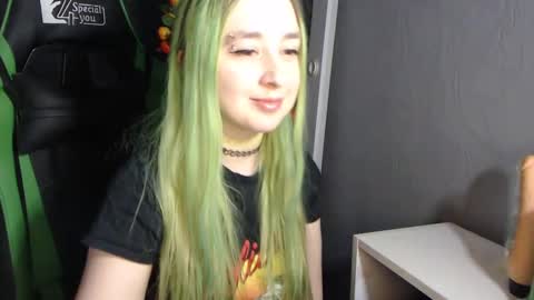 Snapshot of hentaishiing chatting on January 4, 8:48 pm Hentaishiing online show from January 4, 8:48 pm