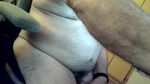 Snapshot of herbie7204 chatting on March 17, 2:16 am herbee online show from March 17, 2:16 am