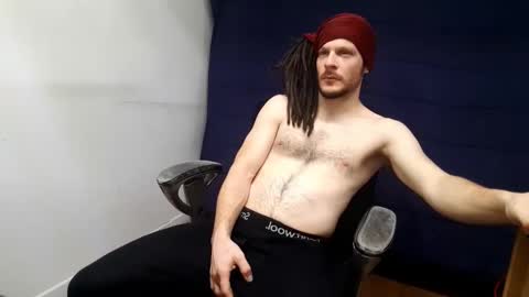 Snapshot of herbigo4 chatting on February 14, 7:33 pm herbigo88 snaap online show from February 14, 7:33 pm