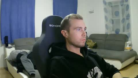 John Pearl online show from February 21, 7:48 pm