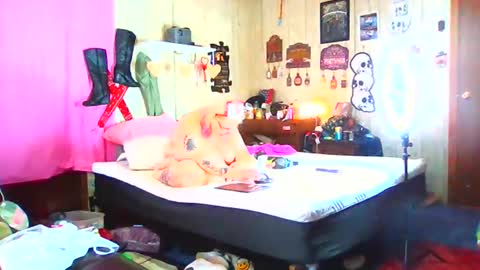 venus online show from February 23, 9:23 pm