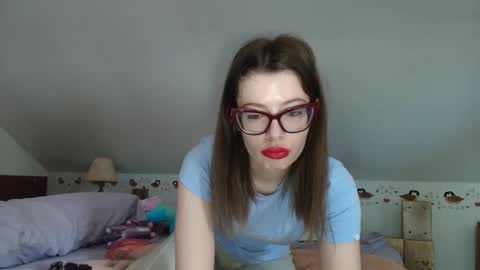 Snapshot of herdiaries4u chatting on April 12, 5:40 pm herdiaries4u online show from April 12, 5:40 pm