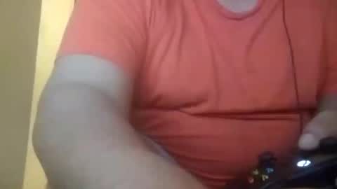 Snapshot of hereforbootyyy chatting on December 15, 6:18 am Hereforbootyyyy online show from December 15, 6:18 am