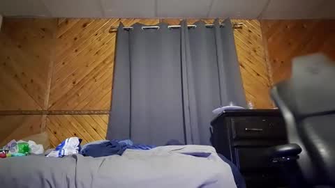 Snapshot of hereforbootyyy chatting on February 15, 7:51 am Hereforbootyyyy online show from February 15, 7:51 am