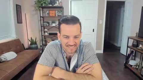 Snapshot of herewego42 chatting on January 26, 2:45 am Wade Biggs online show from January 26, 2:45 am