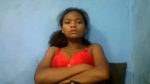 herisse01 online show from April 30, 7:47 am