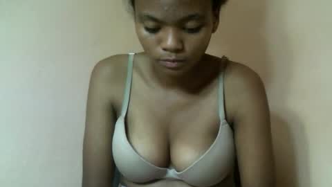 herisse01 online show from May 13, 8:38 pm